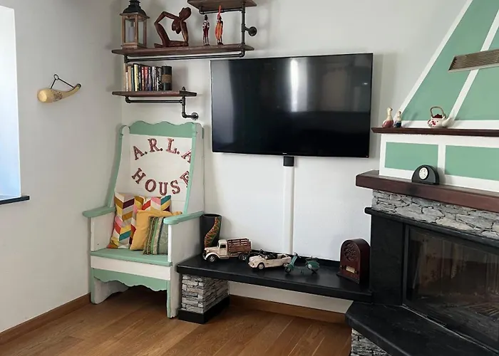 A.r.l.a. House