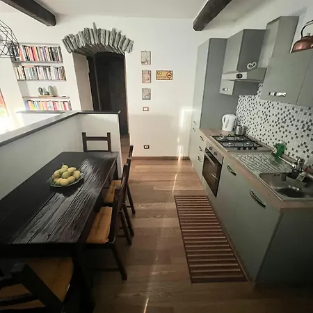 A.r.l.a. House * Cogorno